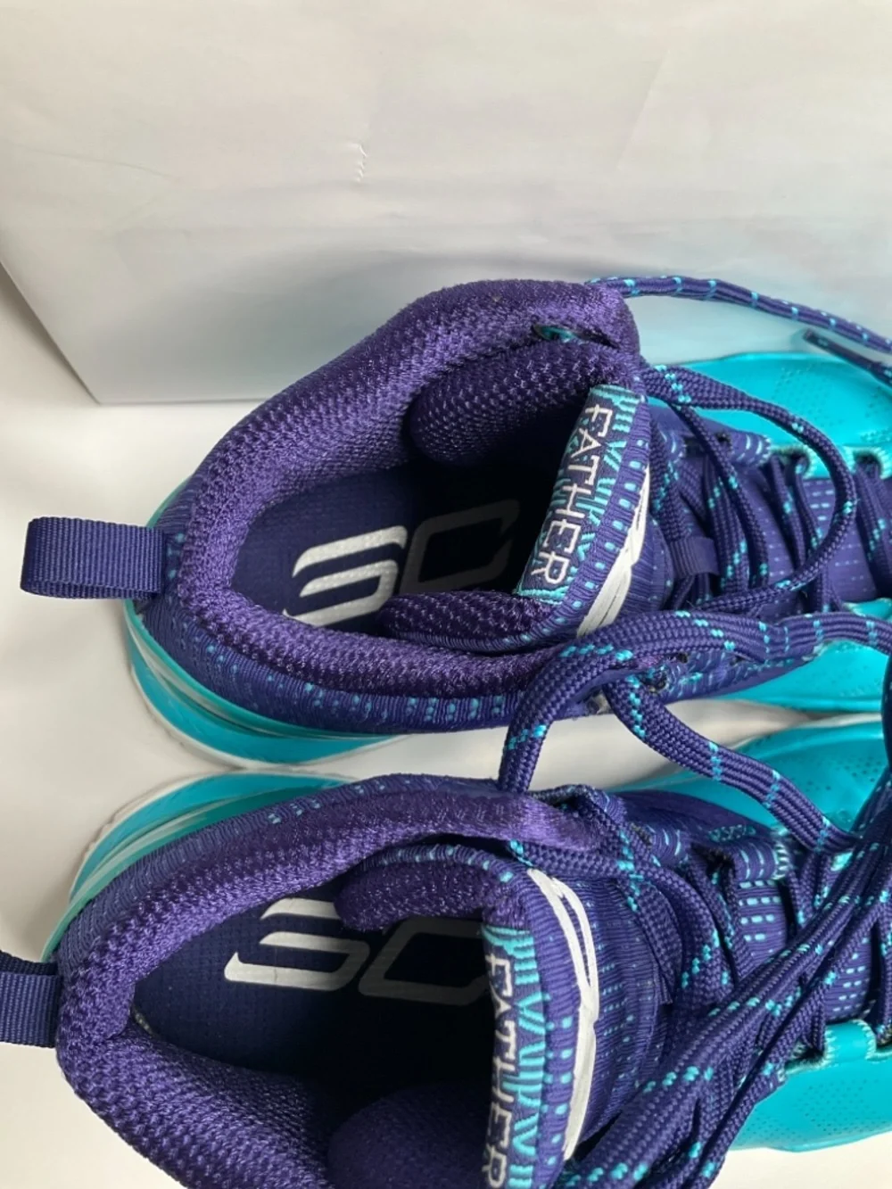 Under Armor Curry 2 Father to Son Pacific Purple White and blue US 7Youth.